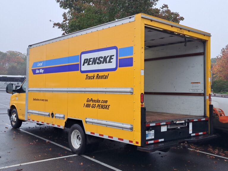 Unveiling the True Dimensions: Everything You Need to Know About the Penske 26 Foot Truck Total Length